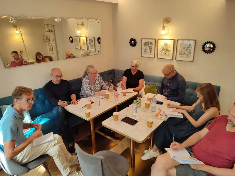 Atelier de travail lors d'un séjour linguistique français pour adultes